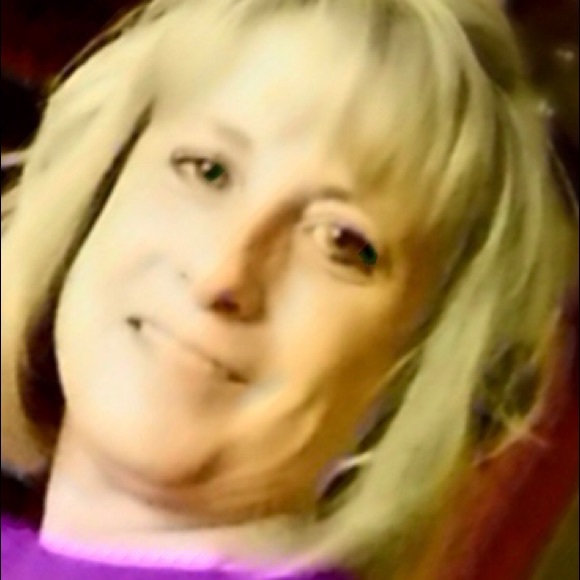 Meet your Posher, Tanya - Picture 4 of 4